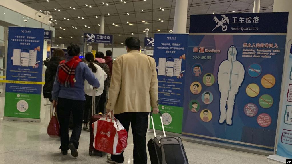 Aeropuertos toman medidas para controlar brote de coronavirus